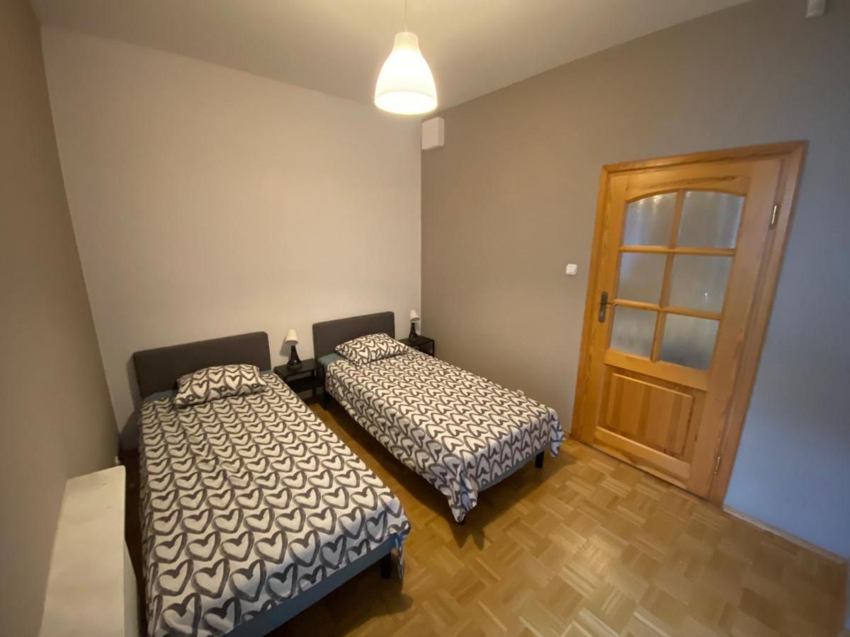 Pokoje Nowoursynowska Warsaw Exterior photo